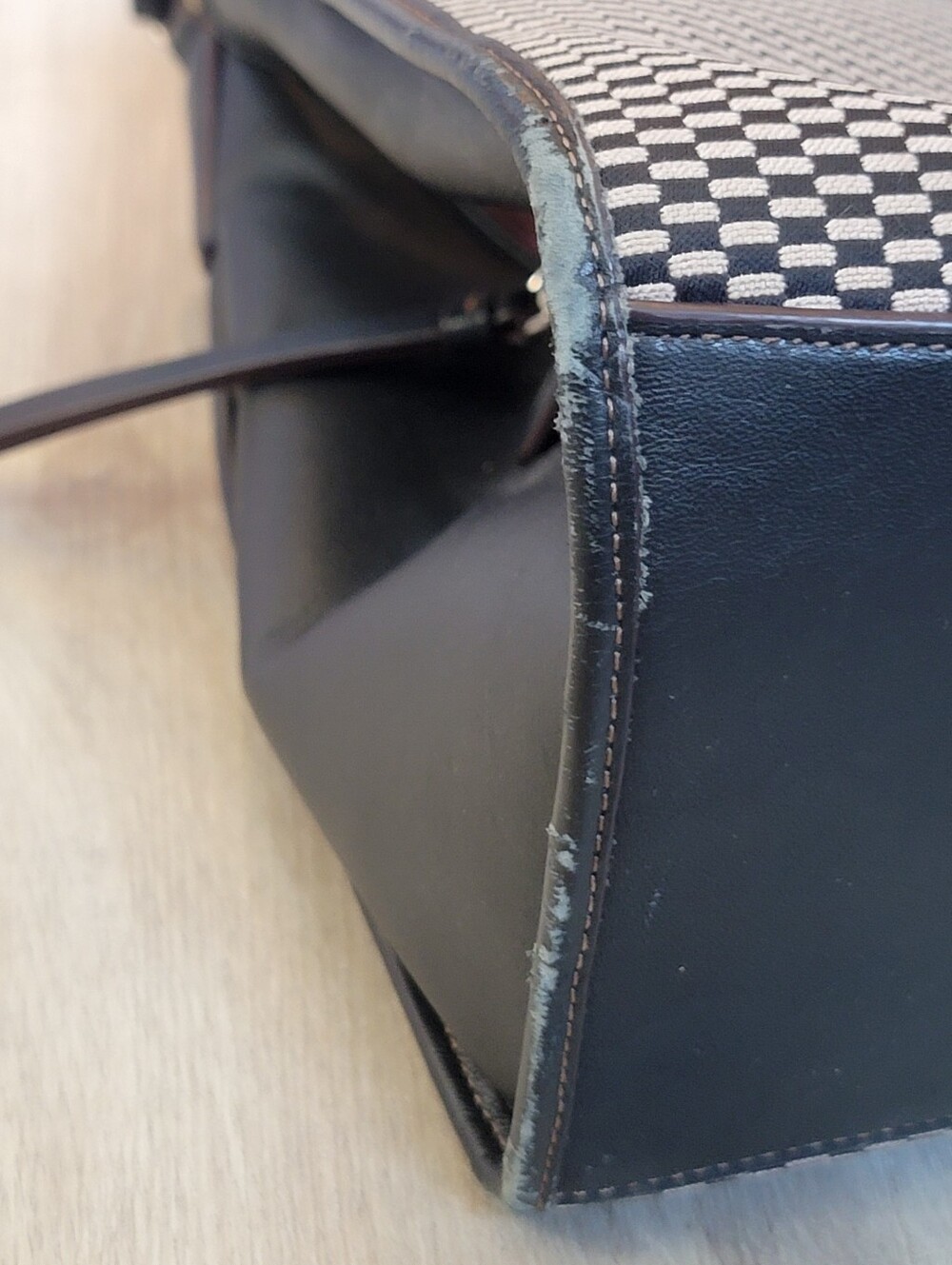 COACH Carlyle Exploded Reps Woven Shoulder Bag Black/Cream F57250 - Picture 13 of 15